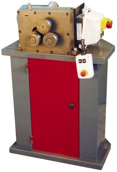 Comac Serie Mignon model 025M / 025E