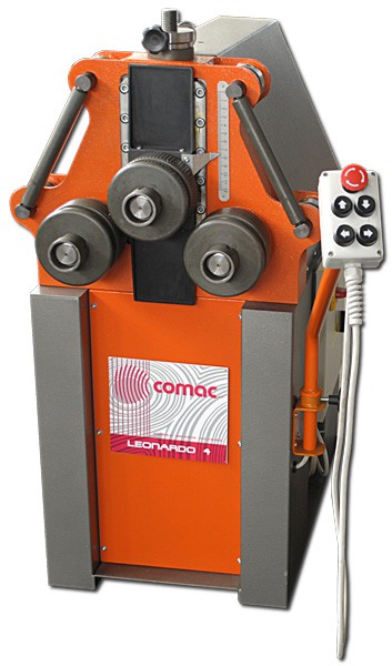 Comac Leonardo 4